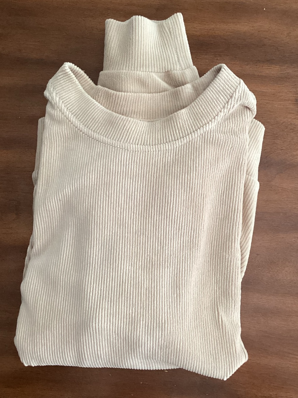 Latte Love Ladies Light Tan Pullover Long Sleeve Shirt Size M